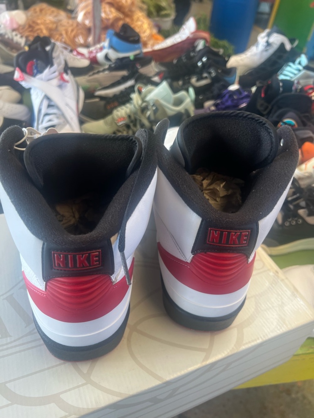 Jordan White Black Red Retro Basketball Shoes Air Jordan 2 Chicago Men Sz 14 - Picture 6 of 10